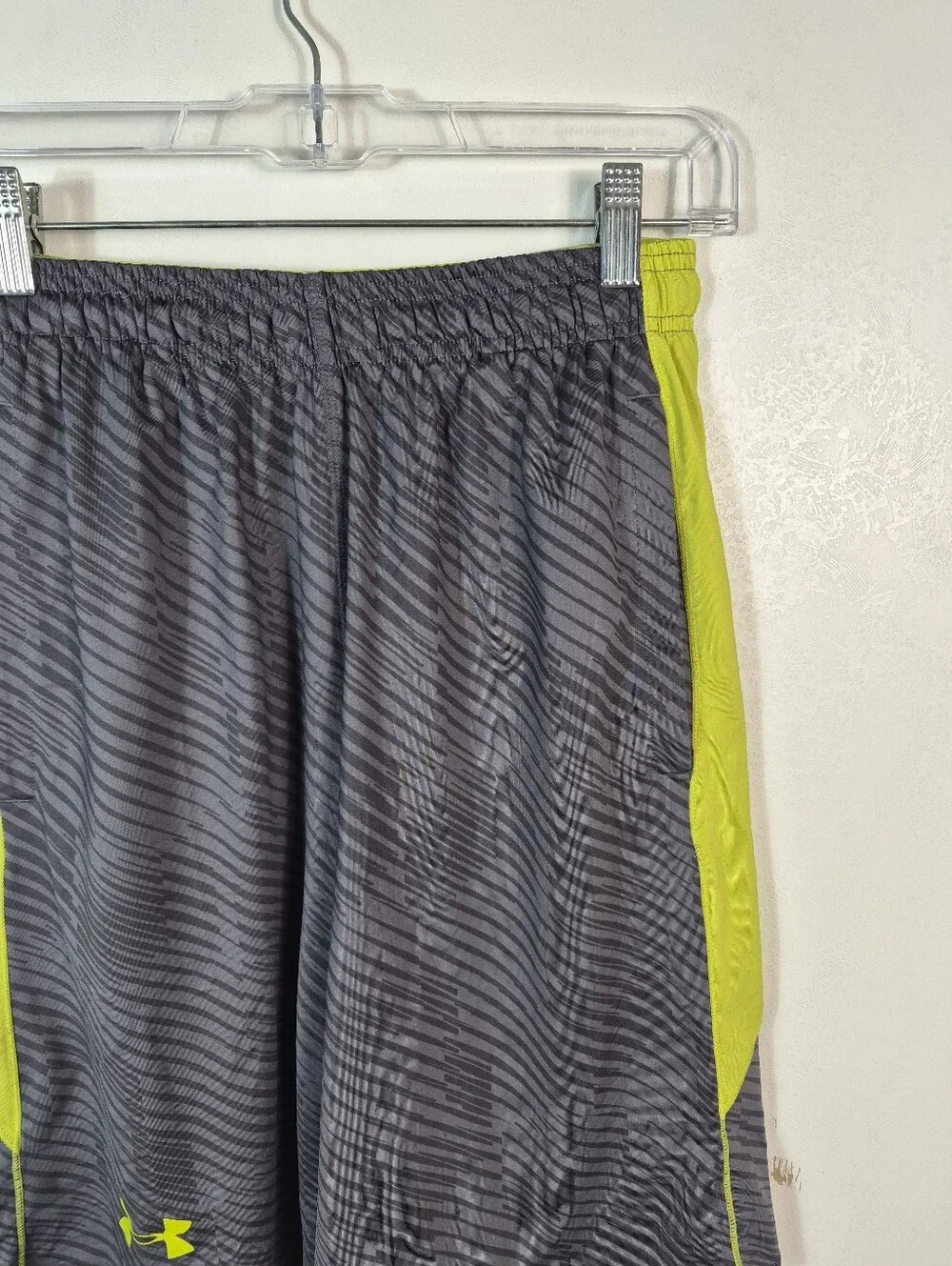 Under Armour Men's Raid Printed Shorts Heatgear Loose Fit Size Small